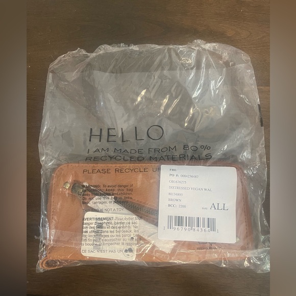 Brand new Free People Distressed Vegan Wallet - Picture 2 of 6